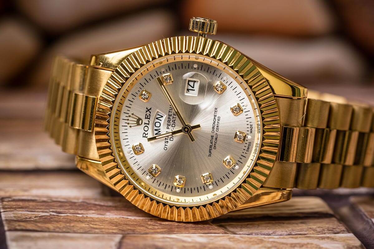 The Influence of Luxury Watches on Contemporary Fashion Trends