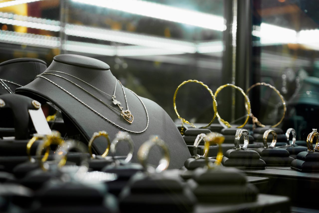 Selling Estate Jewelry in New Orleans: How to Navigate the Financial Aspects