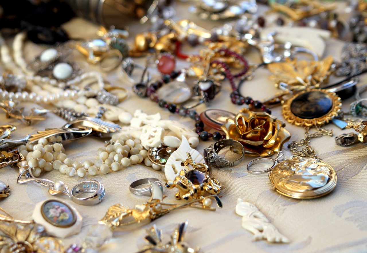 Why Selling Your Old Jewelry and Silverware Is a Smart Move in Today’s Market